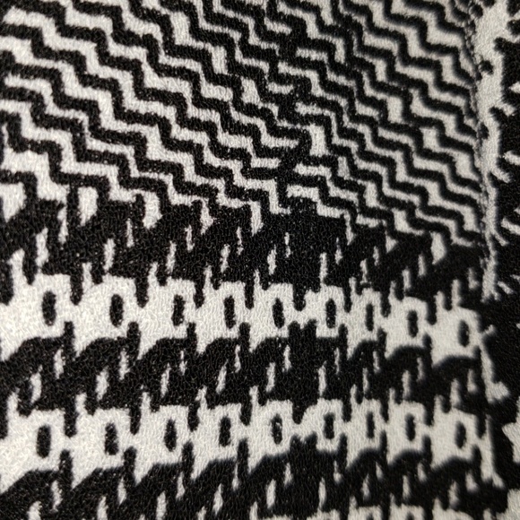 Blazer - Picture 5 of 5